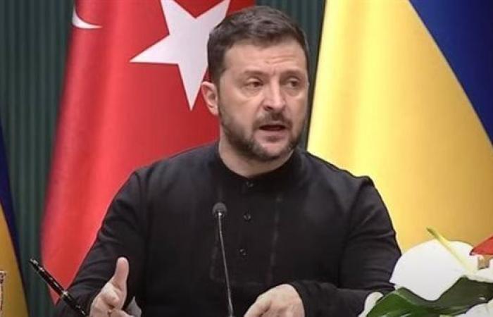 زيلينسكي لبوتين: لا تخشوا الخروج من الحرب.. ها نحن في السنة الخامسة