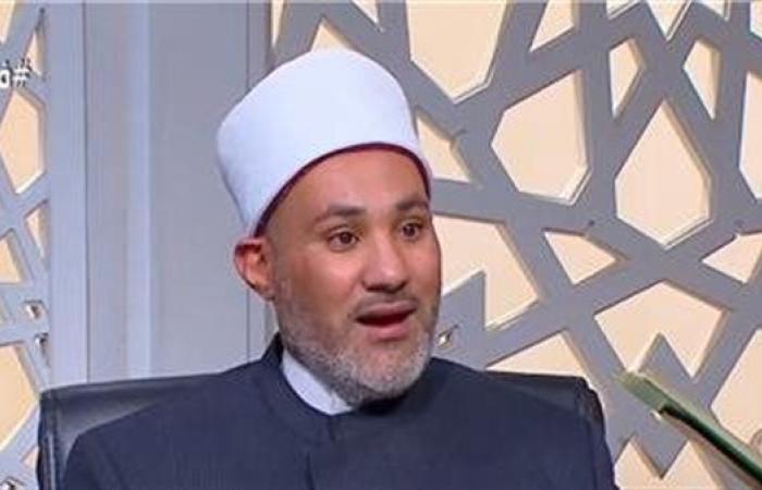 هل يجوز أخذ جزء من أرباح تجارة الأب دون علمه؟.. أمين الفتوى يجيب