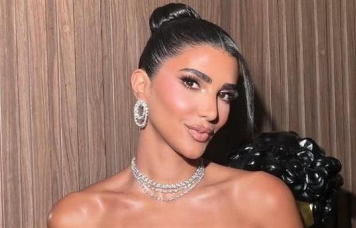 ريم سامي تتألق في أحدث ظهور بفستان أبيض