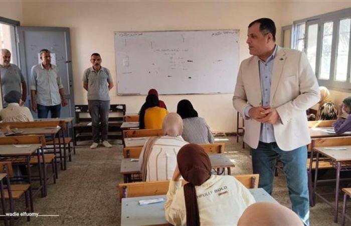 "تعليم دمياط" ينفي تسريب امتحان الهندسة.. ويوكد: الصور المتداولة مفبركة