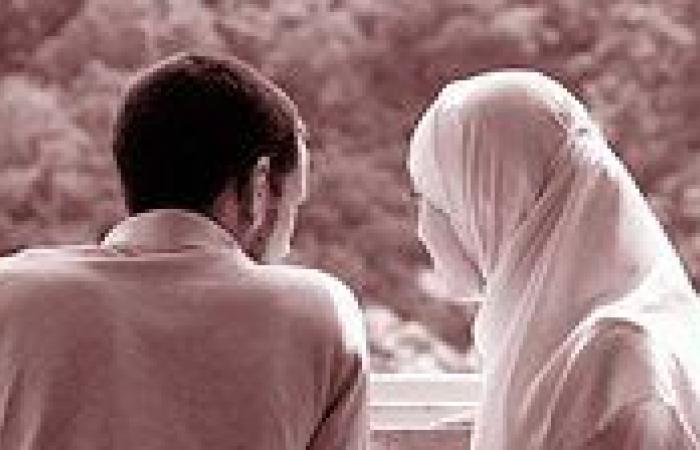 عطية لاشين يوضح حكم قول الزوجة لزوجها "أنت لست على ذمتي" ومدى أحقيتها في إيقاع الطلاق