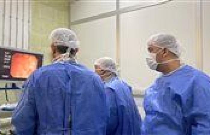 المستشفيات الجامعية ببني سويف يكشف تفاصيل استخراج 119 مسمارًا من معدة مريض