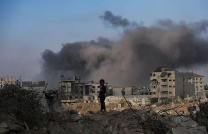 استشهاد 3 فلسطينيين بينهم مصور صحفي جراء قصف الاحتلال الإسرائيلي مخيم البريج
