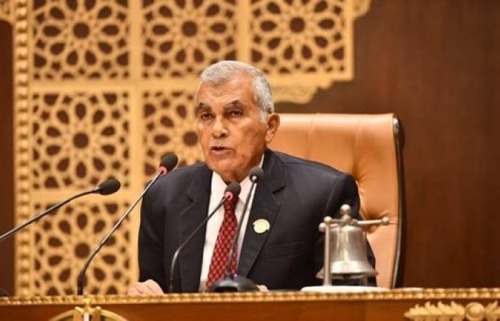 فض دور الانعقاد العادي الأول.. رئيس الشيوخ: «المجلس التزم بمسئولياته الرقابية والتشريعية»