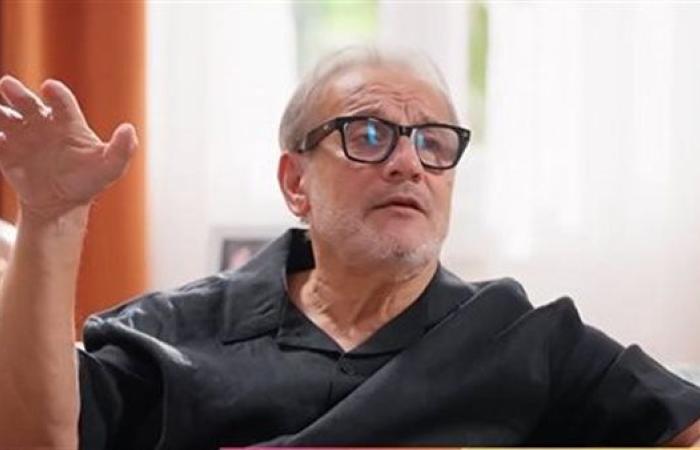 عمرو حلمي يكشف تفاصيل فكرة كتاب "ألوان الجوع السبعة"